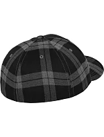 Flexfit 6197 6-panelová čiapka s šiltom „Tartan Plaid“ 55.6197 čierna/sivá