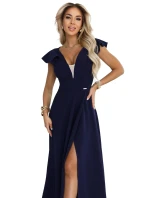 660-1 Elegantné maxi šaty s volánmi, hlbokým výstrihom a rozparkom na nohách - tmavomodré