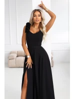 643-2 Elegantné večerné maxi šaty s rozparkom a ružami - klasické čierne 643-2 Elegantné večerné maxi šaty s rozparkom a ružami - klasické čierne