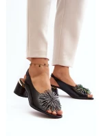 Skórzane Sandały Z Ozdobą Laura Messi 2719 Czarne