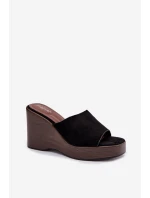 Dámské pantofle na platformě Černé Ravelia