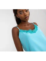 Dámsky top s čipkou 507650 svetlo modrý - FPrice