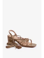 Sandále na podpätku model 197585 Step in style