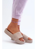 Papuče model 195433 Krok vo veľkom štýle