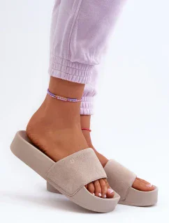 Papuče model 195433 Krok vo veľkom štýle