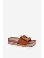 Klapki Damskie Na Platformie Z Kokardką I Ozdobną Broszką Camel Lenela