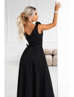 643-2 Elegantné večerné maxi šaty s rozparkom a ružami - klasické čierne 643-2 Elegantné večerné maxi šaty s rozparkom a ružami - klasické čierne