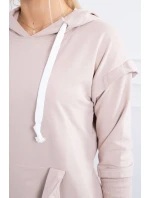 Šaty s ozdobnými volánikmi a kapucňou béžovej farby