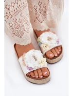 Klapki Damskie Z Kwiatami Platforma Z Plecionką Białe Zenvanis