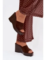 Ženské pantofle na platformě čokoládové Ravelia