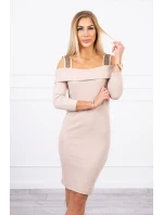 Šaty so širokými ramienkami béžovej Šaty so širokými ramienkami béžovej
