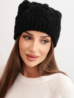 Dámska zimná čiapka z vlny s hrubým pleteným vzorom K458 čierna