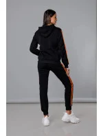 Čierno-oranžový dámsky teplákový komplet s lampasmi (KK0057) Čierno-oranžový dámsky teplákový komplet s lampasmi (KK0057)