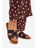 Klapki Damskie Płaskie Z Wycięciami Czarne Salyra