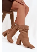 Prírodné nubukové čižmy na podpätku so stláčaním Zazoo 4216 beige Prírodné nubukové čižmy na podpätku so stláčaním Zazoo 4216 beige