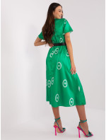 Zelené midi koktejlové šaty s potlačou