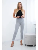 Bavlnené nohavice so zirkónmi na zadných vreckách sivé