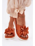 Skórzane Klapki Damskie Na Koturnie Z Ozdobnym Kwiatem Artiker 52C0505 Pomarańczowe