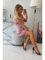 Šaty s pruhmi v páse v púdrovo ružovej farbe