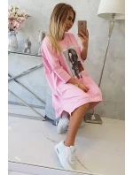 Šaty s potlačou a rozšíreným spodným dielom svetlo ružové