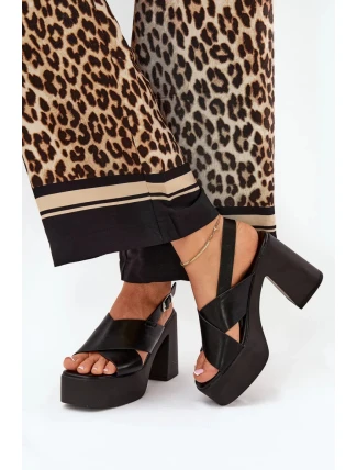 Sandále na podpätku 218-3 čierne - Vykročte štýlovo