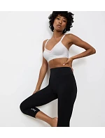 TRIACTION FREE MOTION - maximálna podpora a voľnosť pohybu Triumph TRIACTION FREE MOTION - maximálna podpora a voľnosť pohybu Triumph
