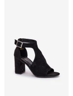 Sandały Z Ażurowym Wzorem Na Słupku Eko Zamszowe Czarne Helori