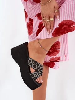 Klapki Damskie Na Koturnie I Platformie Panterka Czarne Sevolee