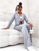 Šedá dámska súprava - krátke sako a široké nohavice (8263)