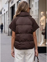 Krátka dámska prešívaná perová vesta, hnedá, FashionStreet TY5924 Krátka dámska prešívaná perová vesta, hnedá, FashionStreet TY5924