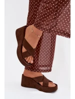 Dámské pantofle na platformě z eko semiše čokoládové Calorine