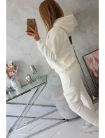 Izolovaná sada s ozdobným vreckom ecru