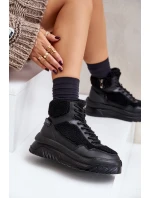 Sneakersy Damskie Na Platformie Z Futerkiem Typu Baranek Lee Cooper LCJ-24-47-3145 Czarne