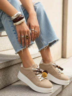 Dámske semišové tenisky s ozdobnou platformou béžovej farby FashionStreet ZY1419