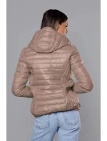 Béžová dámska prešívaná bunda s kapucňou (B0123-46) Béžová dámska prešívaná bunda s kapucňou (B0123-46)
