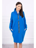 Nevädzové šaty s kravatou