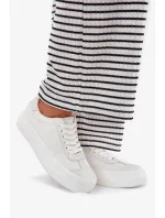 Dámske tenisky na platforme Big Star - biele