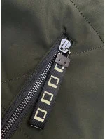 Krátka dámska bunda v army farbe so stojačikom (5M3161) Krátka dámska bunda v army farbe so stojačikom (5M3161)