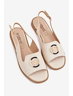 Dámské sandály na nízkém podpatku s ozdobou S.Barski KV61-6037 Krémové