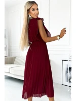 469-1 Plisované šaty s volánmi, výstrihom a opaskom - BURGUND 469-1 Plisované šaty s volánmi, výstrihom a opaskom - BURGUND