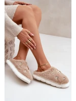 Futrzane Kapcie Z Przypinkami Ciemnobeżowe Ivelfedi