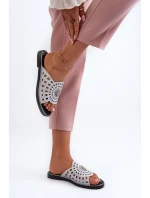 Błyszczące Klapki Damskie Na Płaskim Obcasie Z Ozdobą Srebrne Ebirena