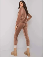 Dámska dvojdielna velúrová súprava 7206.26X hnedá - RUE PARIS