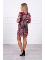 Vzdušné šaty s kvetinovým motívom čiernej