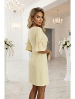 217-12 NEVA Dámske trapézové šaty so zaväzovaním na rukávoch - pastelovo žlté