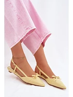 Dámské sandály z umělé kůže na nízkém podpatku Želmera