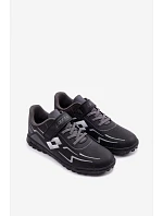 Detská športová obuv pre mládež LOTTO KOBALTO 2601520 Black-Grey Detská športová obuv pre mládež LOTTO KOBALTO 2601520 Black-Grey