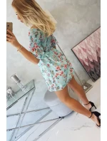 Španielske šaty s kvetinovým motívom v mätovej farbe