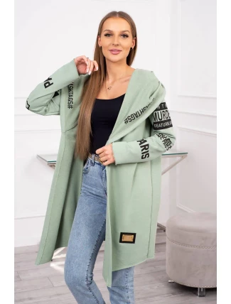 Pláštenka svetlomätovej farby s nápismi