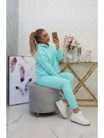 Teplá súprava s mikinou viazanou na spodnú časť mäty